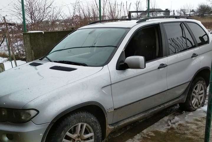 На Одещині поліція затримала злочинців, які розстріляли машину фермера