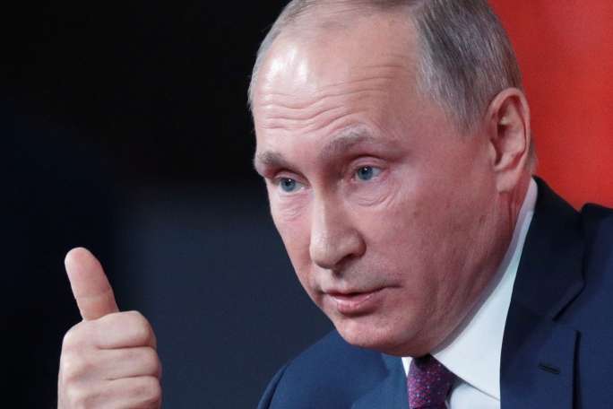 Російський суд відхилив позов Собчак і дозволив Путіну балотуватися