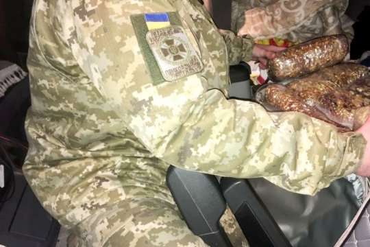 Іноземець намагався вивезти до Туреччини понад 20 кілограмів бурштину
