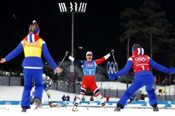 Олімпіада-2018. Норвежки стали чемпіонками в лижній естафетній гонці