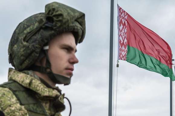 Білорусь готова ввести своїх миротворців на Донбас