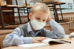 У столичних школах поступово відновлюється освітній процес