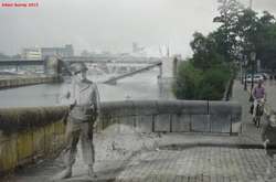 Унікальне відлуння війни. Фотограф об'єднав мирні та військові світлини в одне ціле