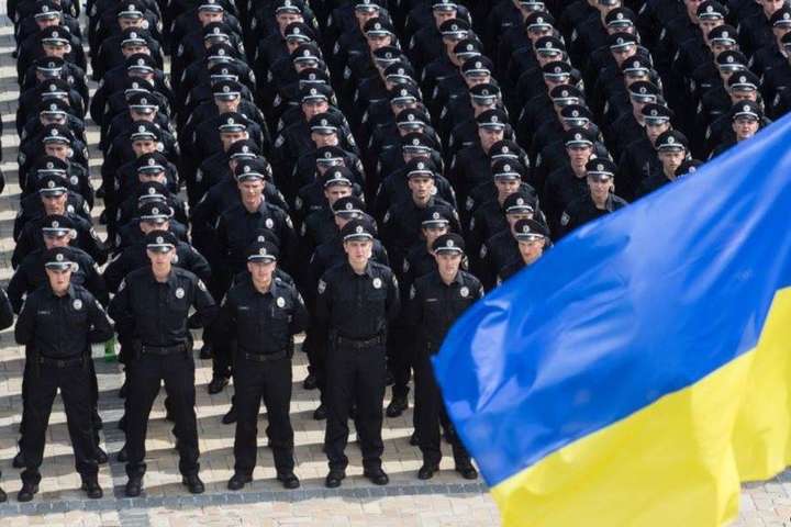 Протягом року на масових заходах в Україні постраждало близько 1500 поліцейських