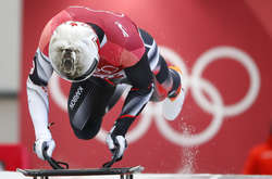 Шлемы скелетонистов покорили зрителей Олимпиады