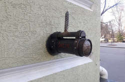 В центрі Одеси вдруге викрали міні-скульптуру солдата Швейка