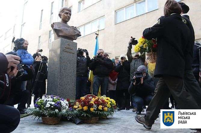 У Львові відкрили пам’ятник одному з Героїв Небесної сотні