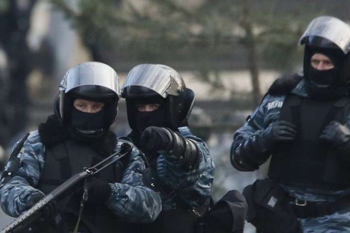 Справа розстрілу Майдану: Генпрокуратура оголосила у розшук 102 людини