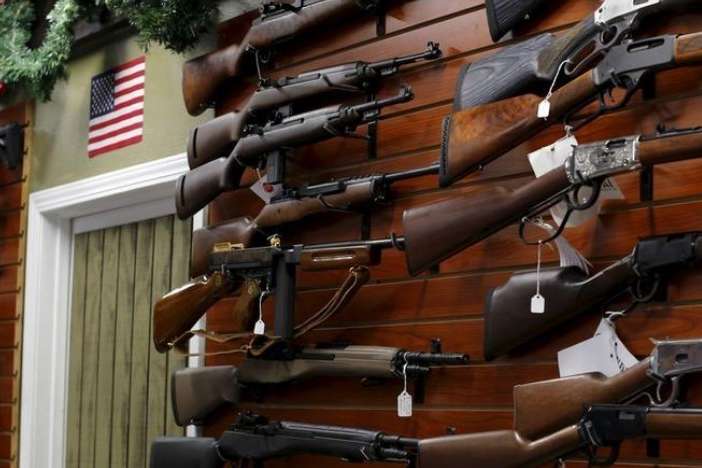 Верховний суд США відхилив позов про посилення контролю за обігом зброї