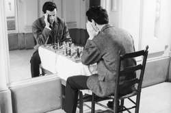 Філософський гумор в роботах французького фотографа. Добірка світлин