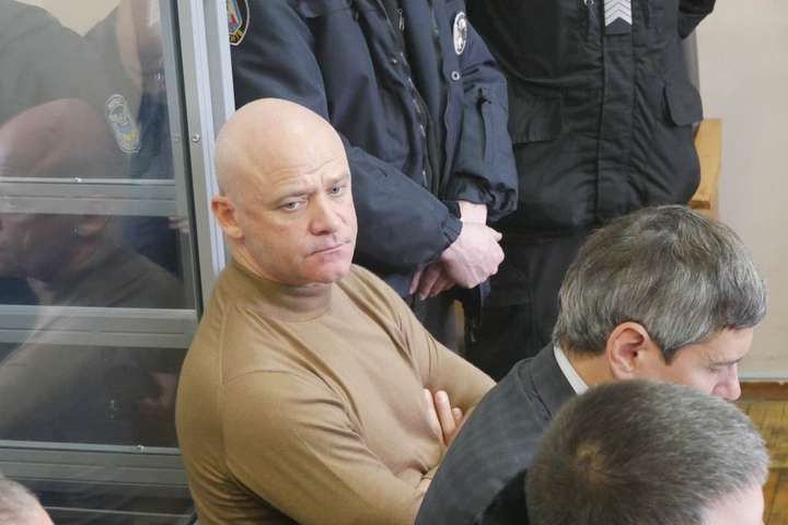 Сьогодні суд розгляне клопотання про відсторонення Труханова