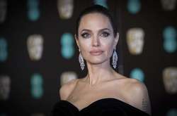 Анджелина Джоли