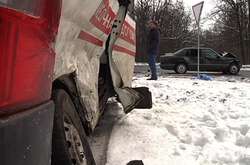 На Вінниччині автомобіль влетів у «швидку»