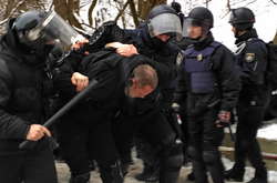 Протистояння активістів та правоохоронців під Солом'янським судом. 15 лютого 2018 року