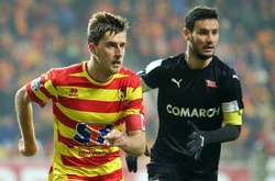 Тарас Романчук (зліва). Фото ФК «Ягеллонія»