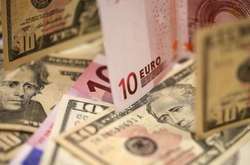Долар і євро в Україні продовжують зростати: курс валют на 23 лютого
