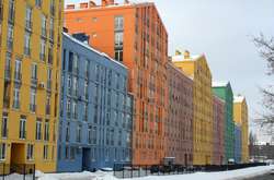 У столичних багатоквартирних будинках встановлюють антівандальне обладнання