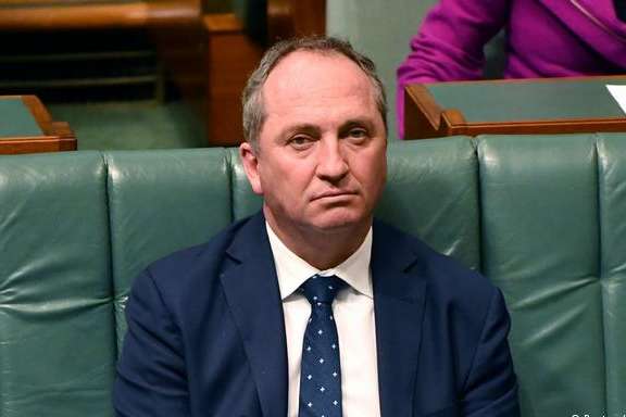 Австралійський віце-прем'єр йде у відставку через секс-скандал