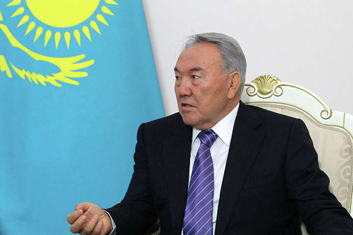 Proschai Rossiya: Назарбаев понимает, что с кириллицей далеко не уедешь