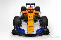 McLaren представила новий болід, який має помаранчево-синє забарвлення (відео)