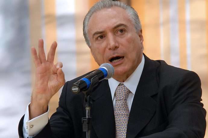 Вирішив не ганьбитись: Президент Бразилії не братиме участі у виборах