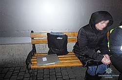 Кримінальний рекорд: у Києві жінка пограбувала два магазини менш ніж за годину