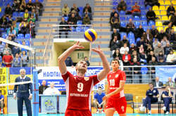 Волейбол. «Локомотив» переміг на виїзді «Новатор», «Барком» здолав «Вінницю»