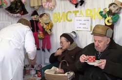 Гарячий чай, затишок, одяг і мобільні телефони чекають киян в пунктах обігріву