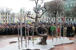 У Вінниці відкрили меморіал Небесній Сотні – «Дерево Свободи»