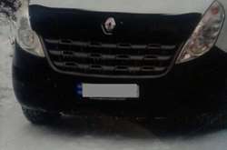 У Львові мікроавтобус задавив дитину, що каталась на санчатах