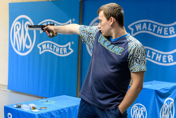 Українці перемогли на чемпіонаті Європи у стрільбі з пневматичного пістолета 