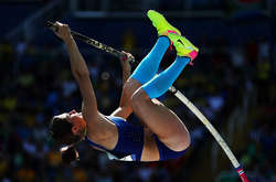 Килипко побила рекорд України у приміщенні зі стрибків з жердиною