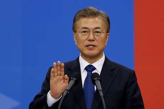 Президент Південної Кореї закликає США і КНДР зменшити вимоги для початку переговорів