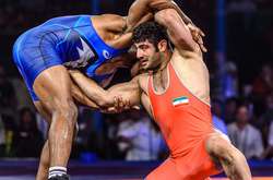 Іранського борця відсторонили від спорту за те, що він спеціально програв росіянину (відео)