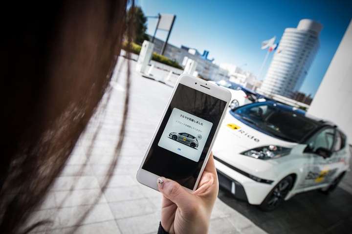 Nissan у березні запустить перші безпілотні таксі 
