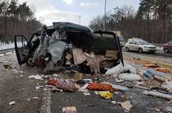 Смертельное ДТП парализовало выезд из Киева (фото)