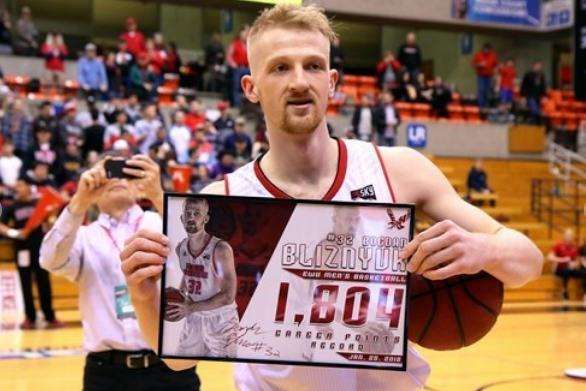 Український баскетболіст Близнюк отримав почесну нагороду в американському чемпіонаті