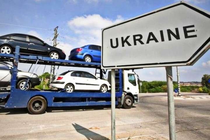 В Україні скасували подвійний екологічний контроль для розмитнення авто