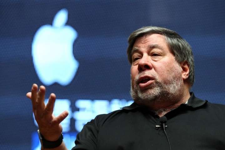 Співзасновника Apple шахраї «кинули» на біткоїни