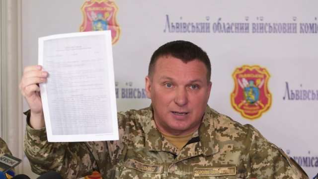 У Львові оштрафували військового комісара за публікацію списків призовників