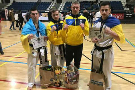 Українці здобули чотири нагороди на турнірах з кіокушинкай карате в Угорщині та Бельгії