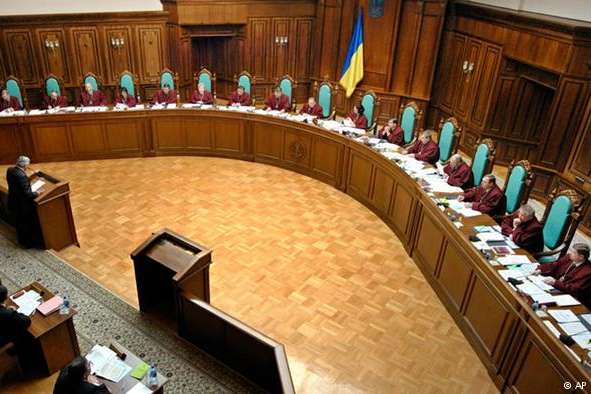 Конституційний Суд прийняв рішення щодо мовного закону «Ківалова-Колесніченка»