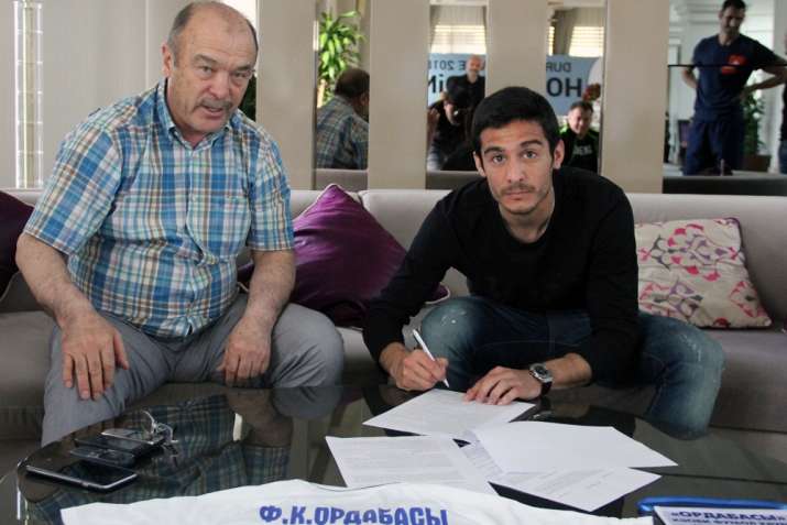 Колишній півзахисник «Динамо» підписав контракт з казахстанським клубом