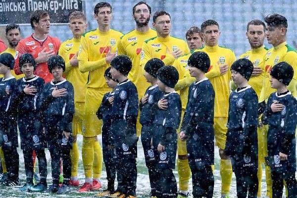 ЗМІ: Контрольно-дисциплінарний комітет Федерації футболу України зняв з «Карпат» шість очок