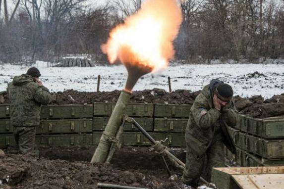 На Світлодарській дузі російські бойовики гатили з 82-мм мінометів