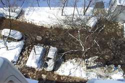 Як не снігопад, то потоп: на Оболоні прорвало водопровід 