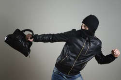 Полтавські грабіжники за розбій у Києві загриміли до в’язниці 