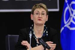 Прес-секретар НАТО Оана Лунгеску 