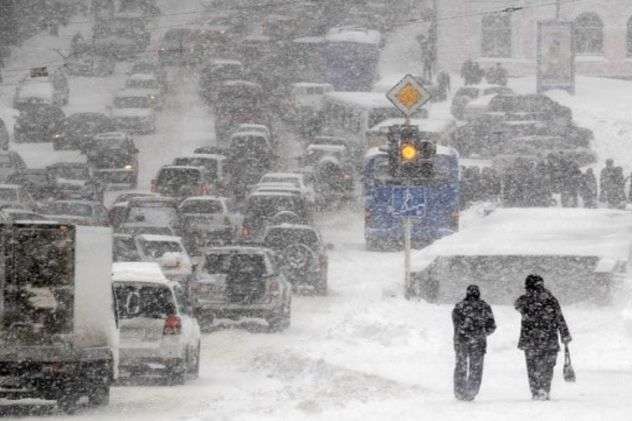 Прогноз погоди: в Україну вривається циклон, який принесе снігопади