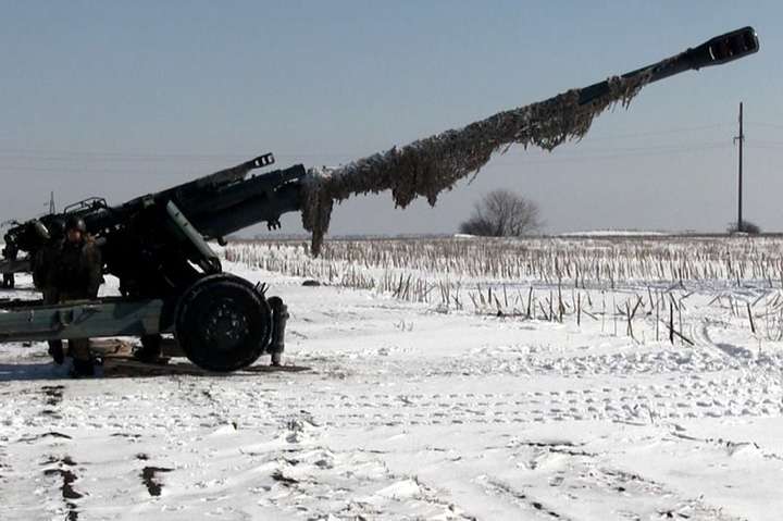 На Луганщині тренуються артилеристи: фото